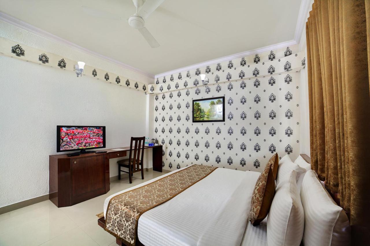 The Liverpool Blue Hotels Μπανγκαλόρ Εξωτερικό φωτογραφία