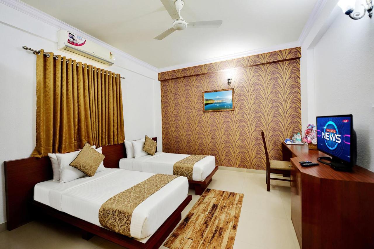 The Liverpool Blue Hotels Μπανγκαλόρ Εξωτερικό φωτογραφία