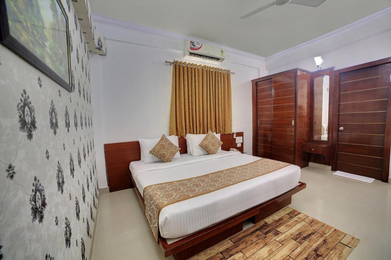 The Liverpool Blue Hotels Μπανγκαλόρ Εξωτερικό φωτογραφία
